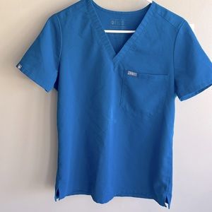 Figs Catarina One Pocket Scrub Top - Caribbean Blue